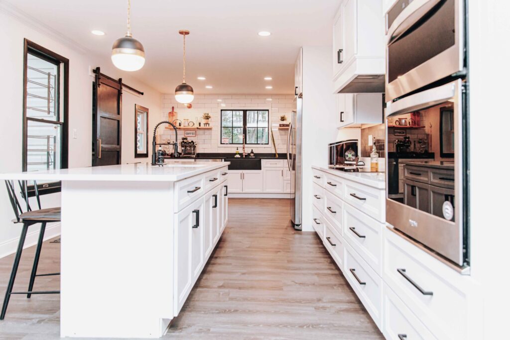 Tribeca kitchen design with Soho Snow White cabinet doors