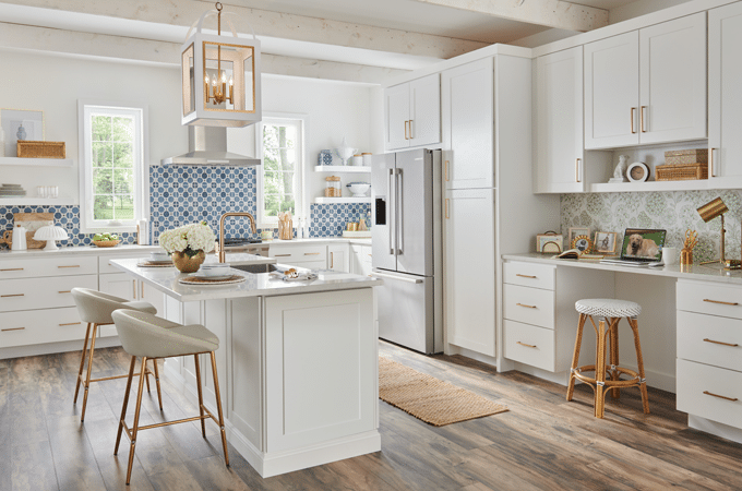 Wolf white kitchen cabinet design with white countertops