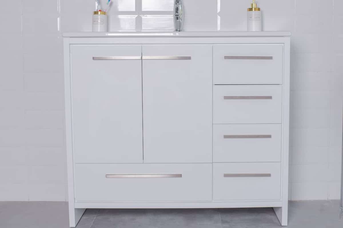 101-arte-39-white-bathroom-cabinet-4