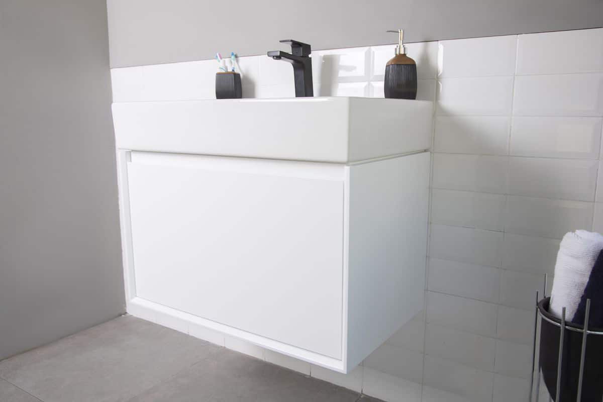103-gala-30-white-bathroom-cabinet-3