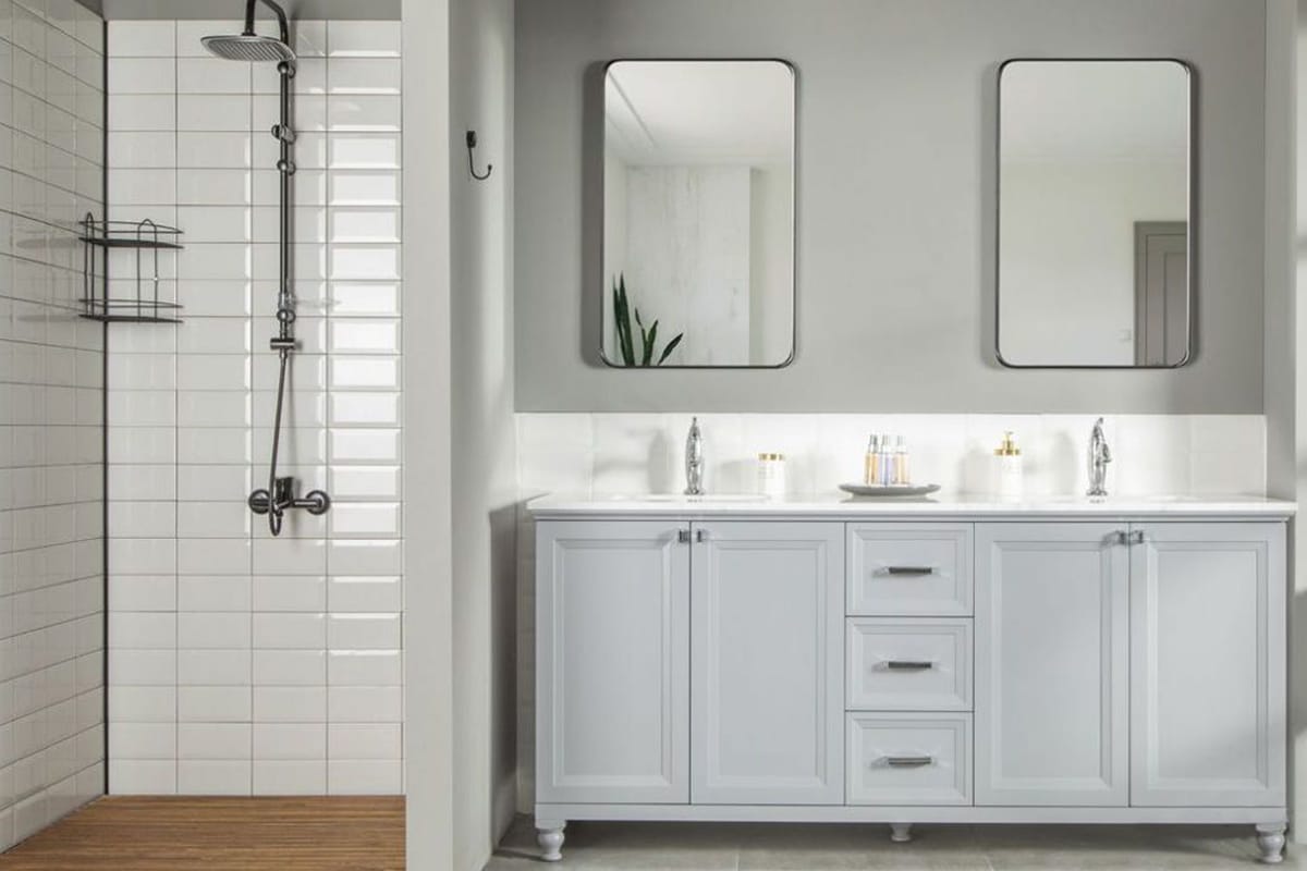 62-isabel-72-gray-chrome-handle-bathroom-cabinet-1