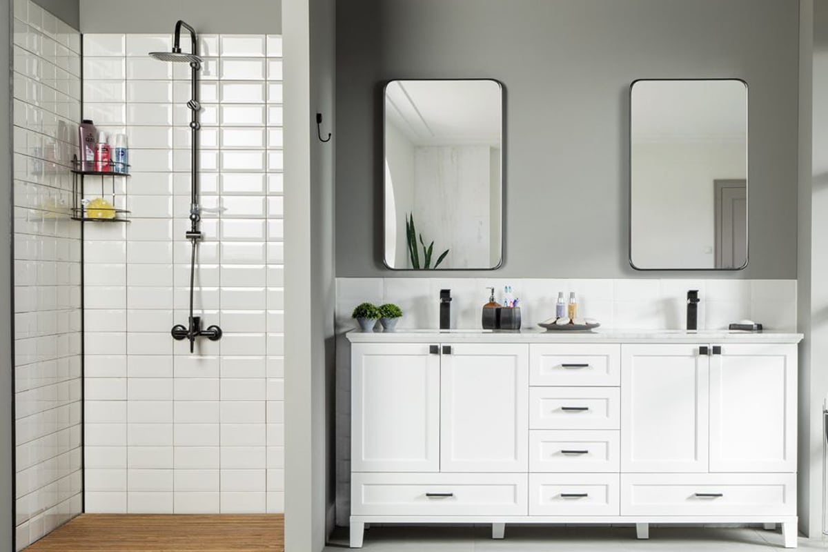 88-paloma-72-white-bathroom-cabinet-1