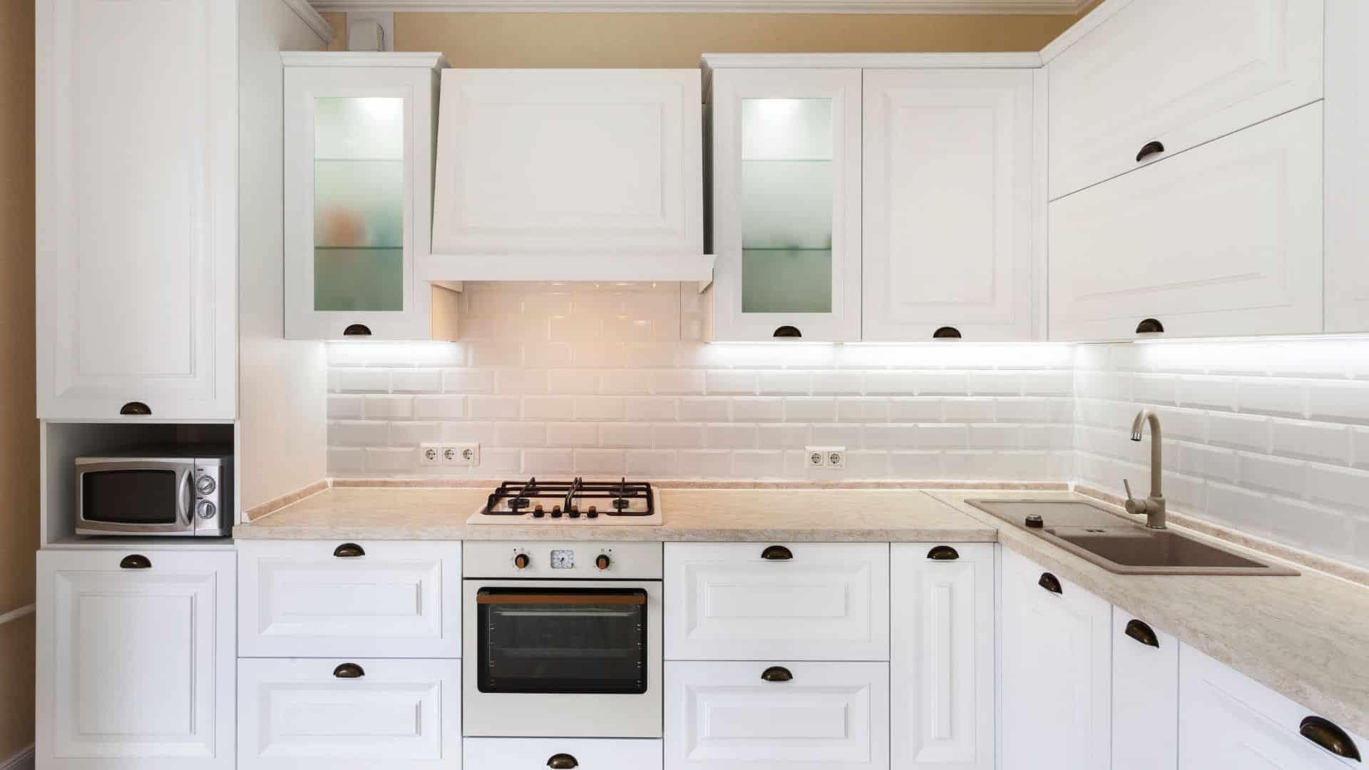 Small white and beige kitchen design