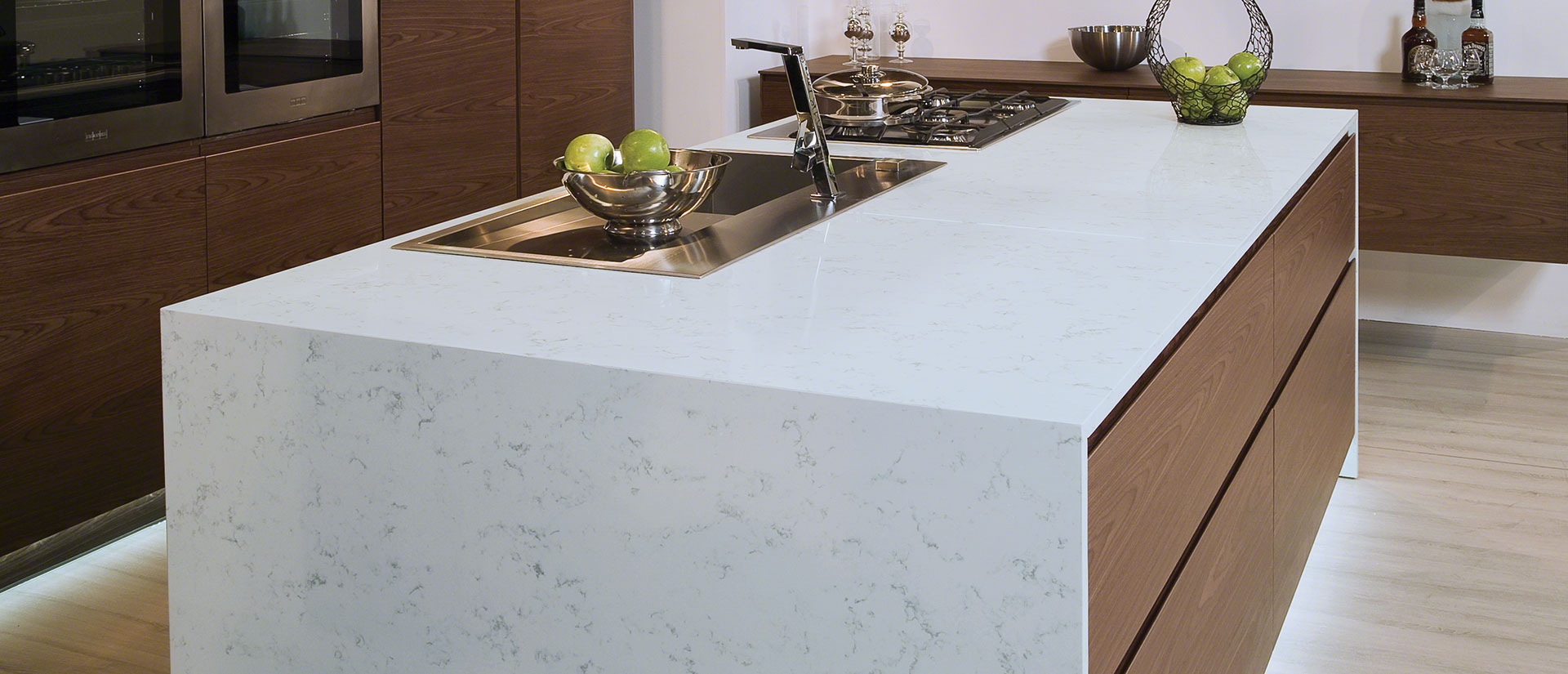 Modern kitchen with fairy white quartz stone