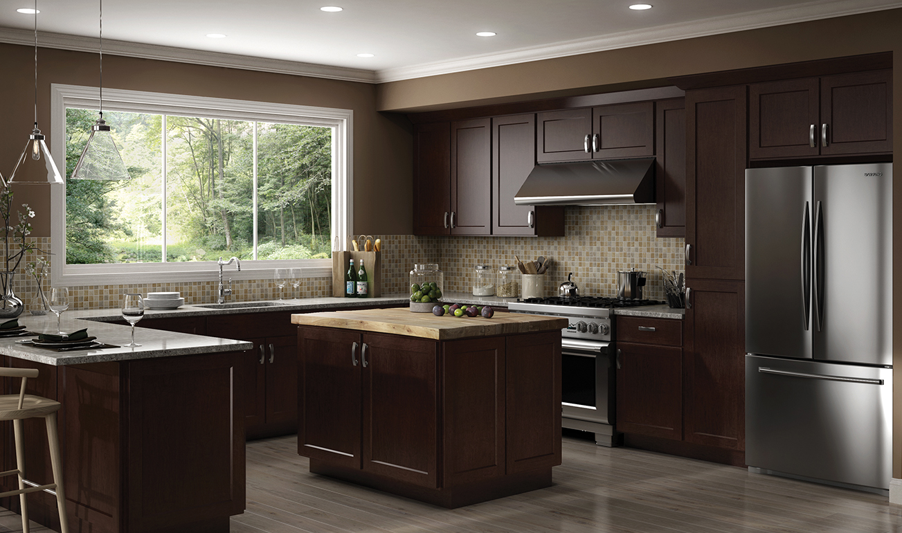 Traditional kitchen style with RTA Kitchen Cabinets