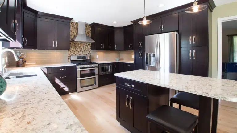 Forevermark kitchen design with Shaker Pepper Cabinets