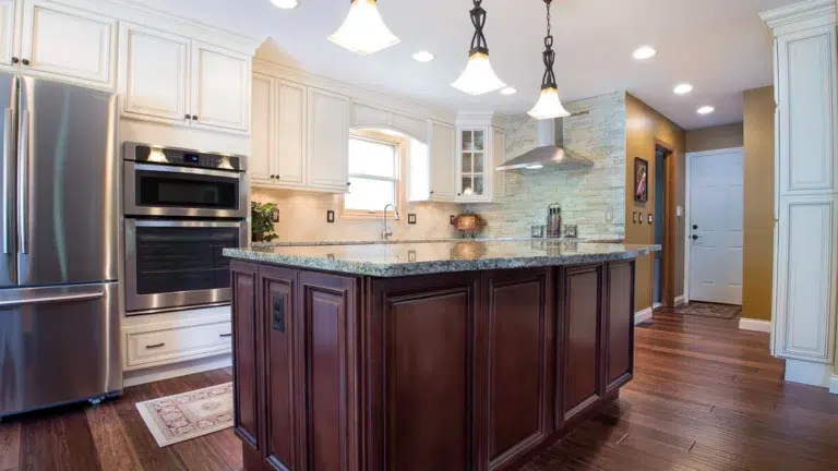 Forevermark Kitchen design with Signature Pearl Cabinets