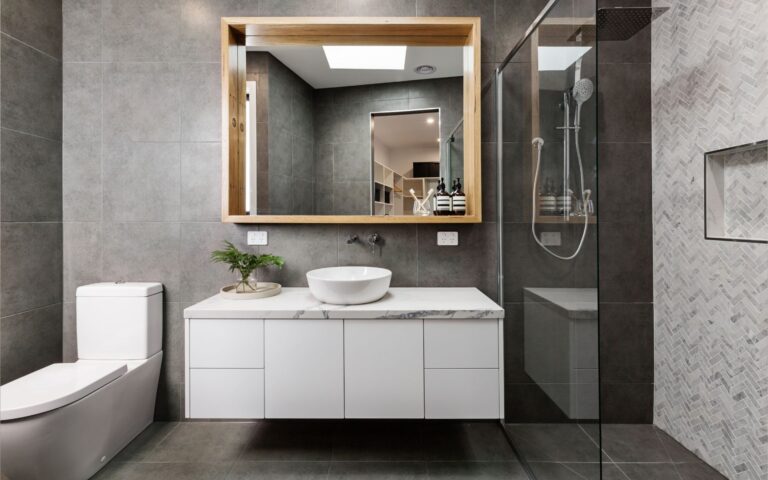 Modern bathroom with Bathroom vanities countertop options in white marble countertop