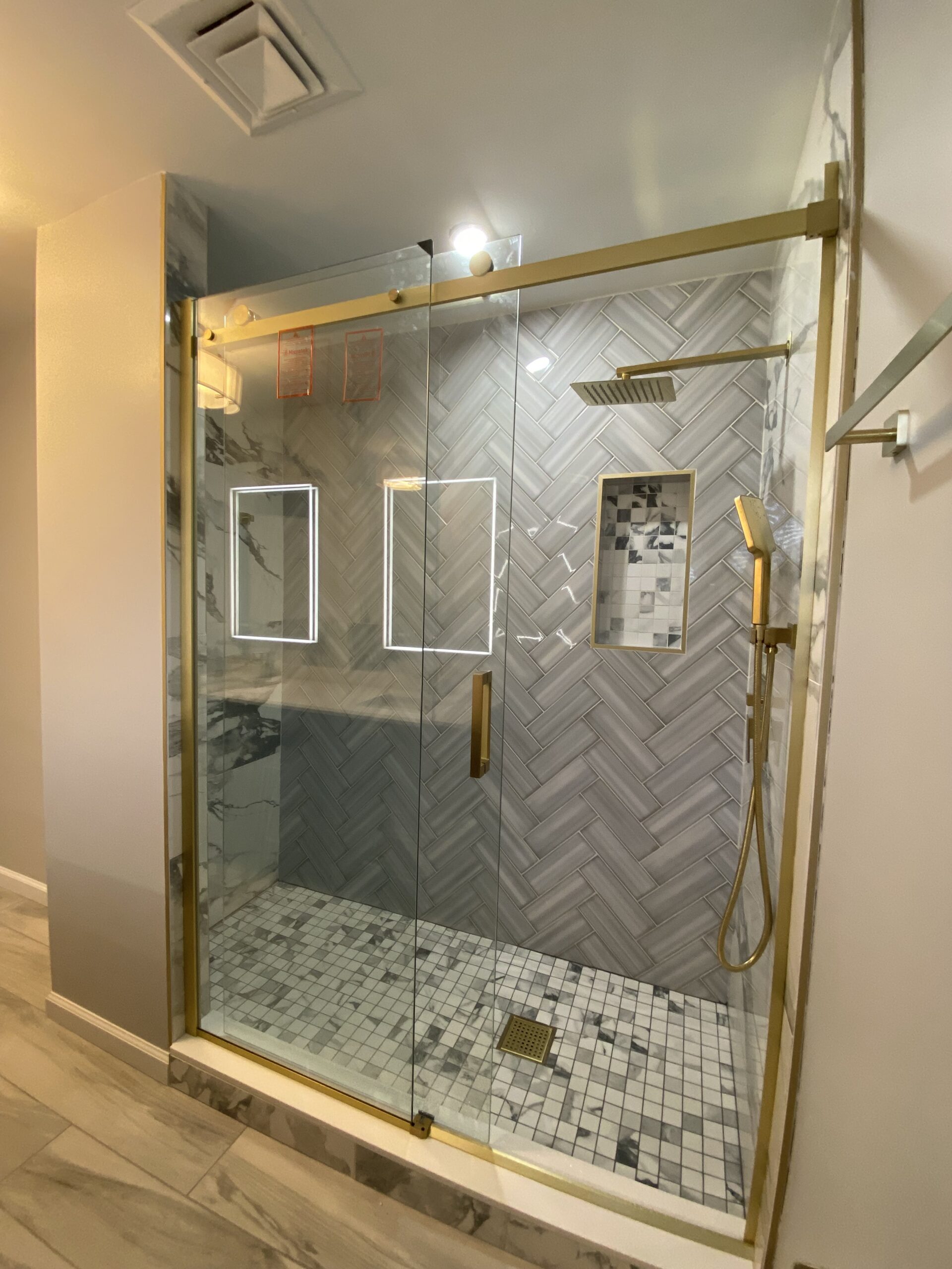 Elegant bathroom with shower