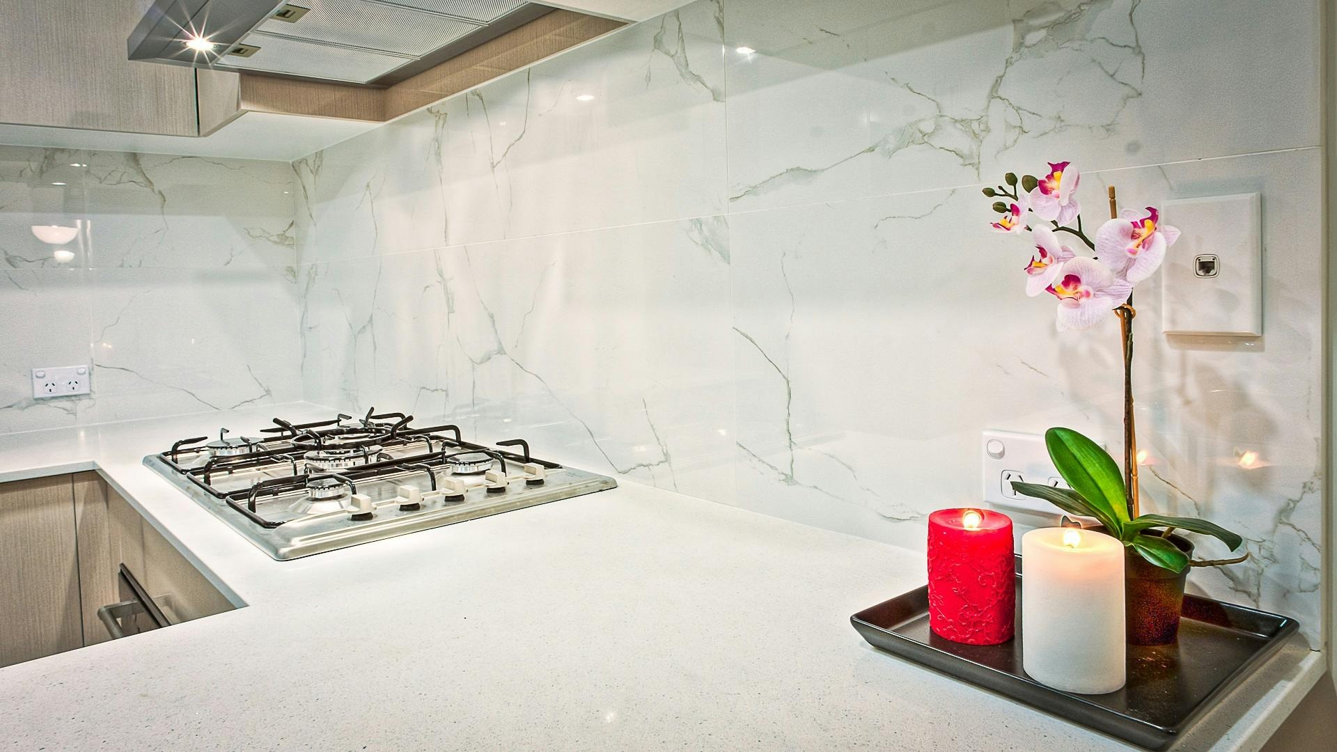 Create Drama with a Marble Backsplash