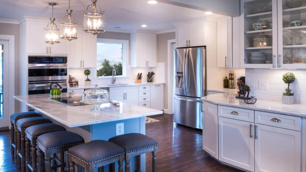 Diamond deal white kitchen design with quartz countertop