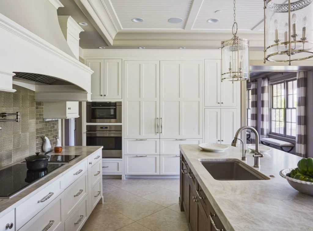 Woodharbor kitchen design with Chelsea cabinet doors