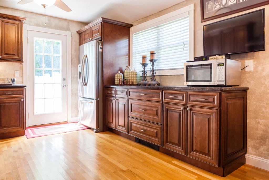 J&K Kitchen design with M01 Chocolate Glazed