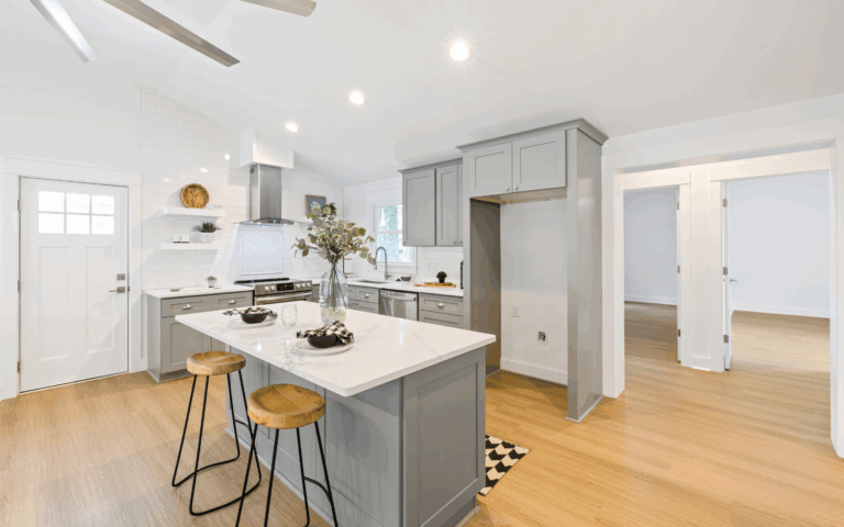 15 Must-Try Kitchen Cabinet Color Ideas for 2025