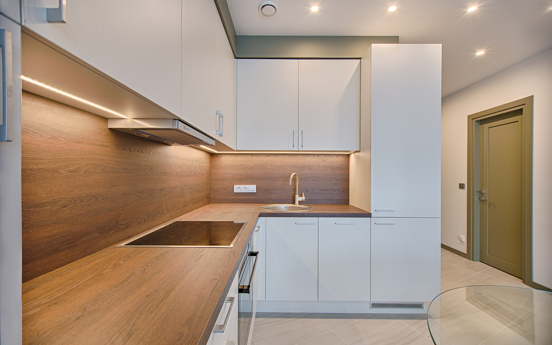 5. Hidden Hood Kitchen